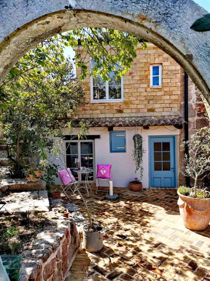 Villa Festina Lente - Cosy & Authentic Villa With Private Heated Pool Dobrinj Exterior foto